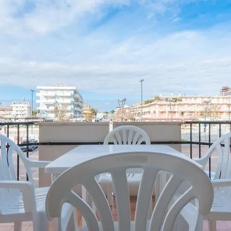 Playa Grande Immobiliare Pacella Apartment *