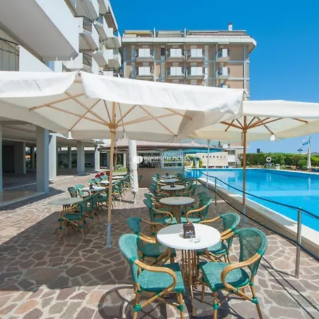 Апартаменты Playa Grande Immobiliare Pacella Лидо-ди-Езоло