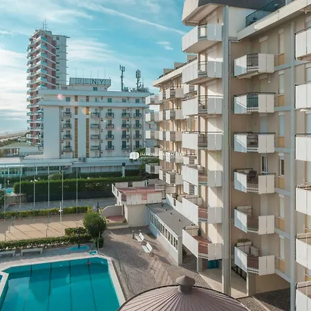 Playa Grande Immobiliare Pacella Apartment *