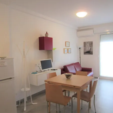 Playa Grande Immobiliare Pacella Lejlighed *